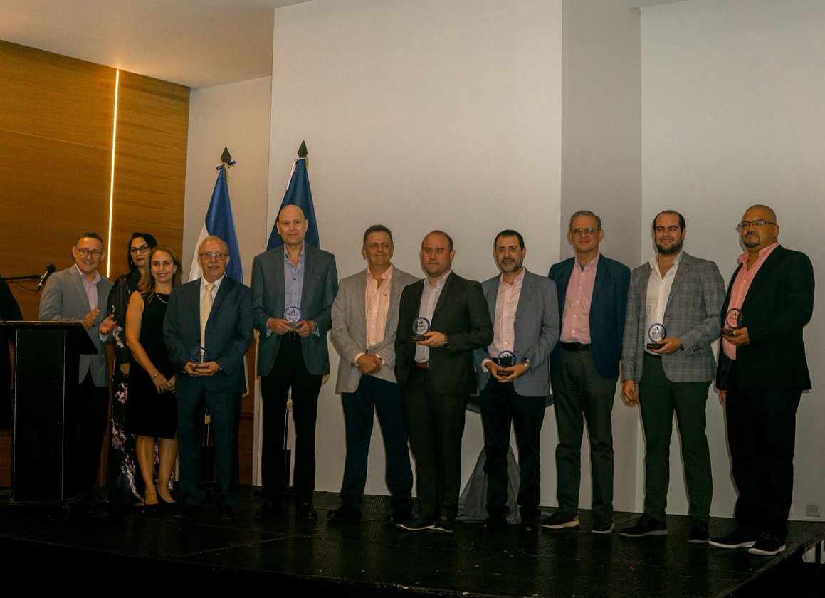 33 Aniversario de ASAC: Celebrando más de tres décadas moviendo al país